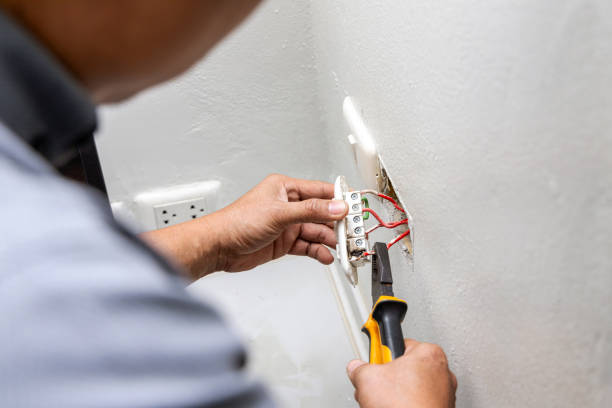 Best Electrical Troubleshooting Services  in Hollis, OK